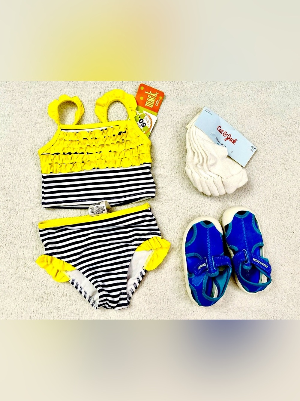 Very Cute Swimming Set Swimsuit Girls Size 24 Month Shoes Size 7
